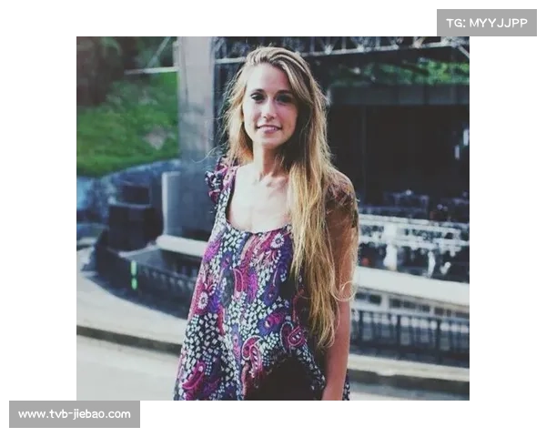 梅西妹妹车祸受伤事件后续，家人陪伴其返回阿根廷进行康复